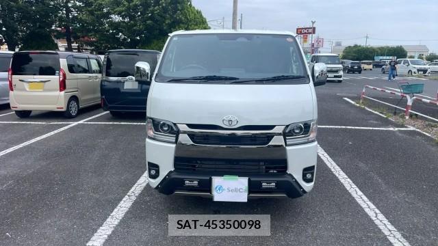 Toyota HIACE VAN 2026-04 8281622-9