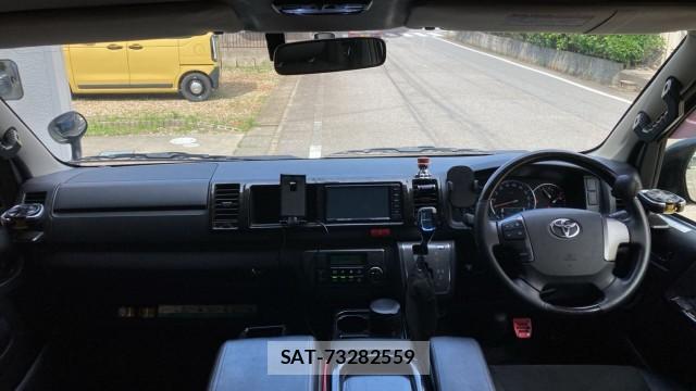 Toyota HIACE VAN 2017-01 8281634-2
