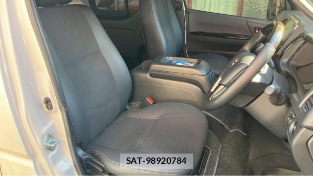 Toyota HIACE VAN 2026-02 8281675-5