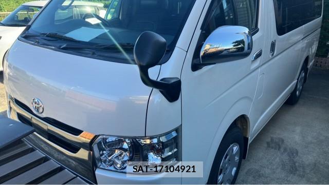 Toyota HIACE VAN 2018-01 8281710-11