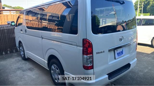 Toyota HIACE VAN 2018-01 8281710-13