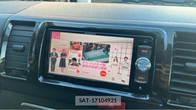 Toyota HIACE VAN 2018-01 8281710-4