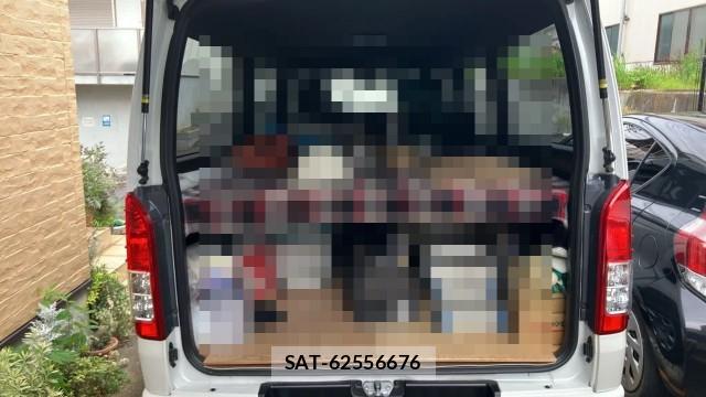 Toyota HIACE VAN 2023-04 8281782-17