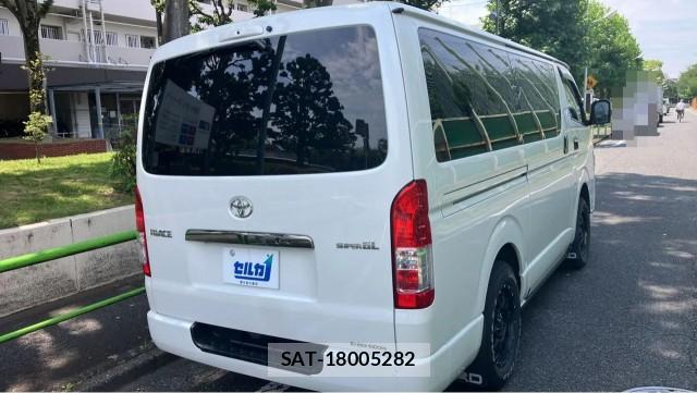 Toyota HIACE VAN 2023-02 8281814-12