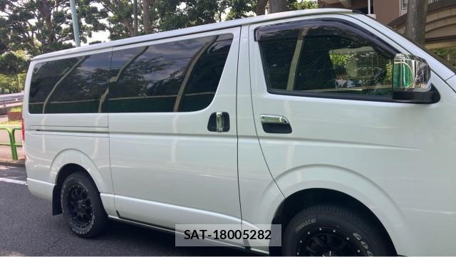Toyota HIACE VAN 2023-02 8281814-3