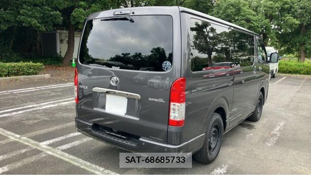 Toyota HIACE VAN 2020-09 8281854-11