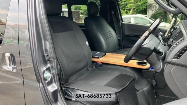 Toyota HIACE VAN 2020-09 8281854-5