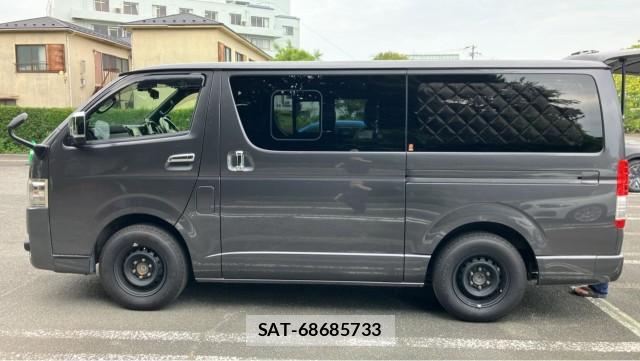 Toyota HIACE VAN 2020-09 8281854-9