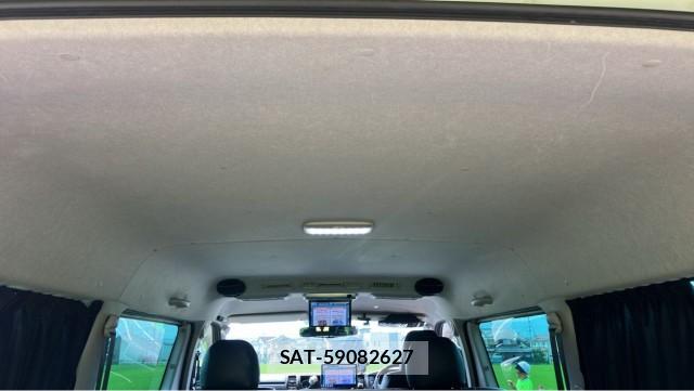 Toyota HIACE VAN 2016-07 8281954-15