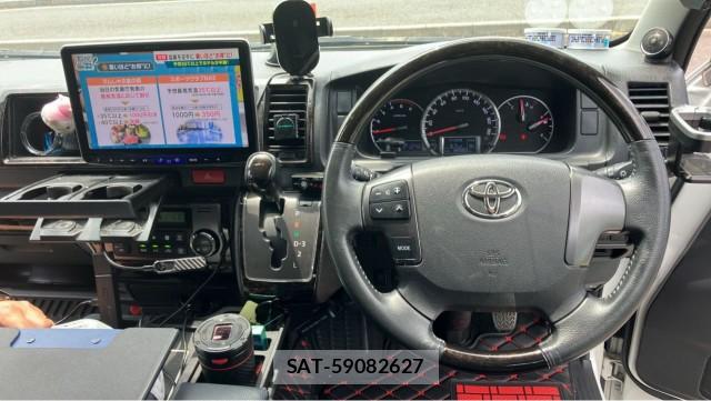 Toyota HIACE VAN 2016-07 8281954-16