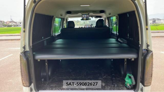Toyota HIACE VAN 2016-07 8281954-17