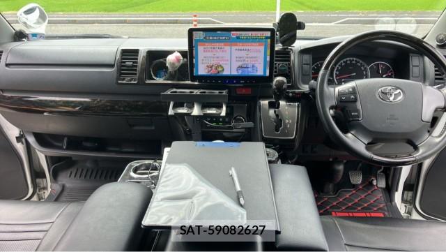 Toyota HIACE VAN 2016-07 8281954-2