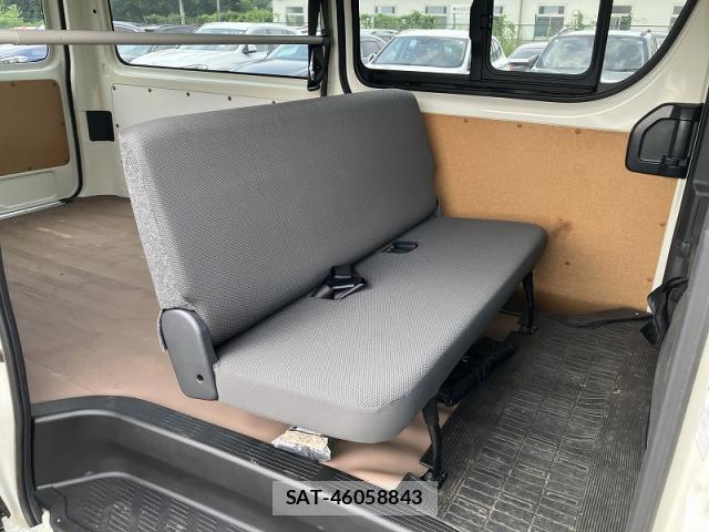 Toyota HIACE VAN 2021-11 8281976-5
