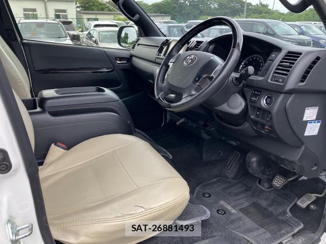 Toyota HIACE VAN 2020-03 8281987-4