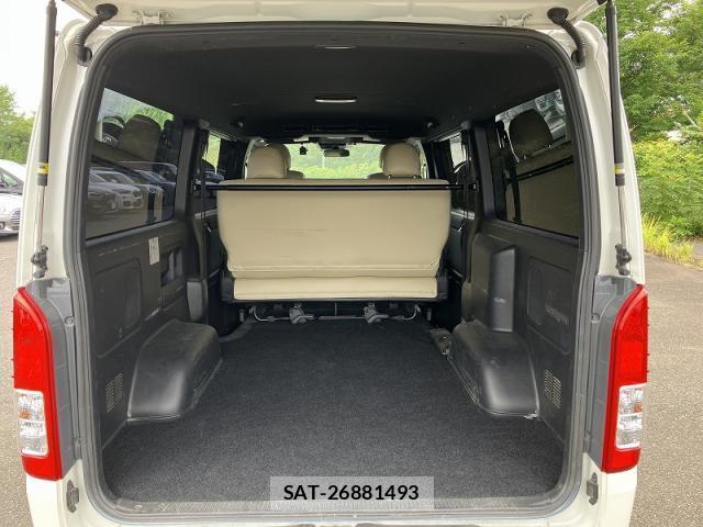 Toyota HIACE VAN 2020-03 8281987-6