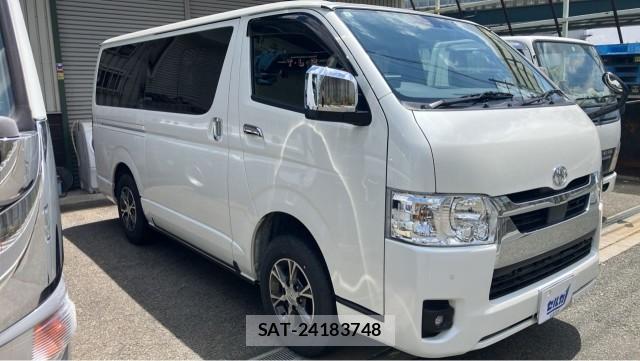 Toyota HIACE VAN 2024-02 8282083-11