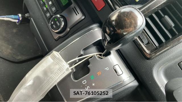 Toyota HIACE VAN 2022-09 8282164-14