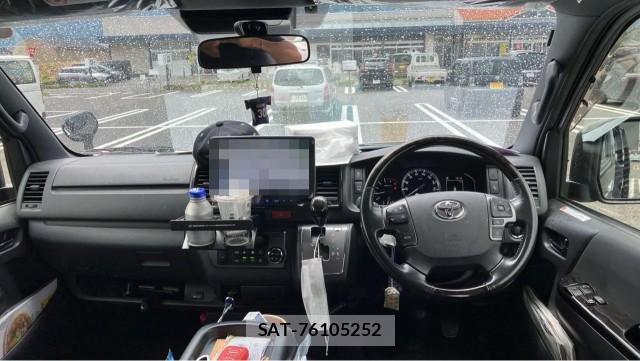 Toyota HIACE VAN 2022-09 8282164-2