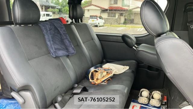 Toyota HIACE VAN 2022-09 8282164-6