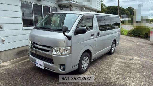 Toyota HIACE VAN 2015-12 8282166-0