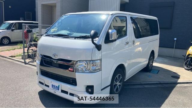 Toyota HIACE VAN 2022-11 8282198-0
