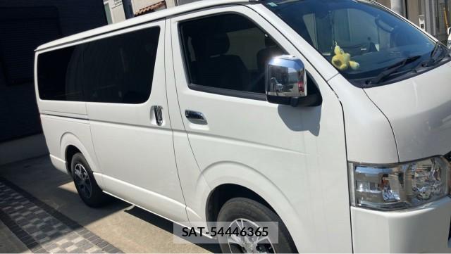 Toyota HIACE VAN 2022-11 8282198-3