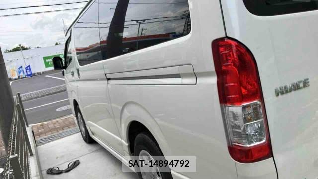 Toyota HIACE VAN 2024-05 8282276-10
