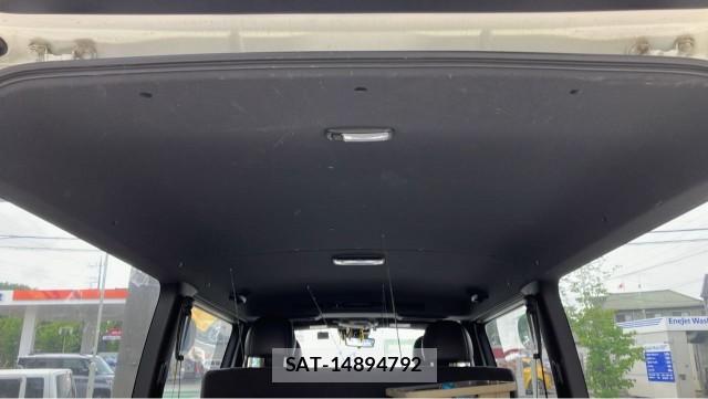 Toyota HIACE VAN 2024-05 8282276-15