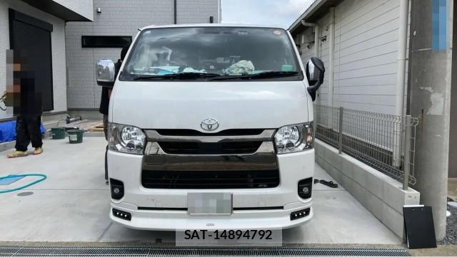 Toyota HIACE VAN 2024-05 8282276-9