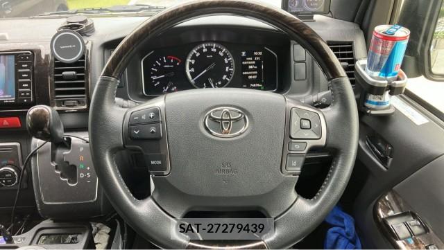 Toyota HIACE VAN 2022-02 8282287-15