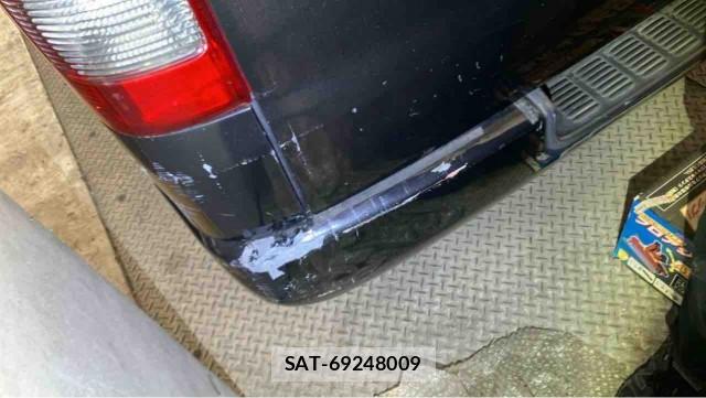 Toyota HIACE VAN 2006-01 8282331-13