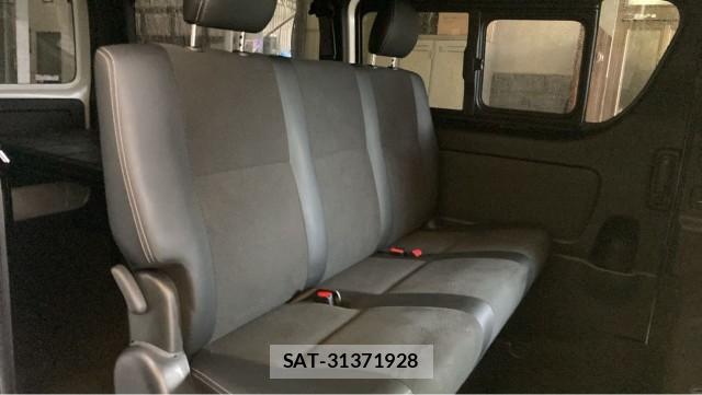 Toyota HIACE VAN 2022-11 8282355-6