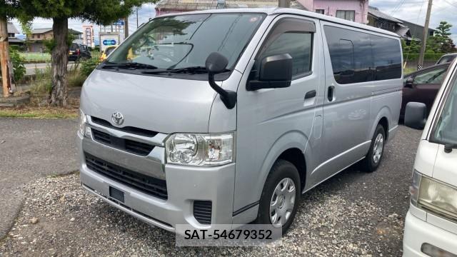 Toyota HIACE VAN 2021-06 8282388-0