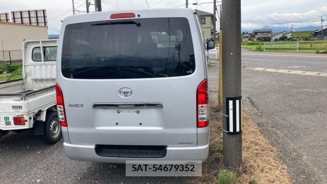 Toyota HIACE VAN 2021-06 8282388-1