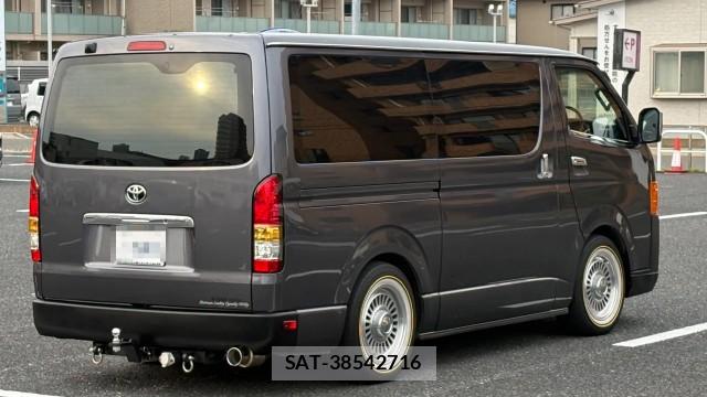 Toyota HIACE VAN 2011-10 8282414-10
