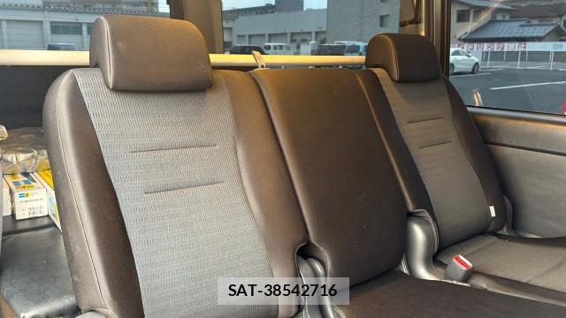 Toyota HIACE VAN 2011-10 8282414-4