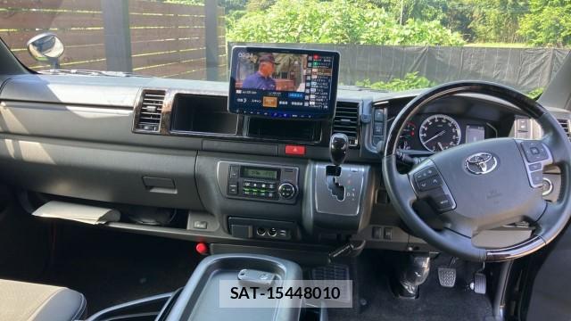 Toyota HIACE VAN 2024-01 8282460-2