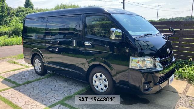 Toyota HIACE VAN 2024-01 8282460-3