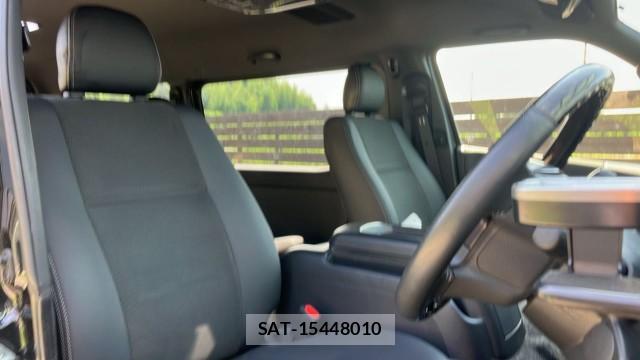 Toyota HIACE VAN 2024-01 8282460-5