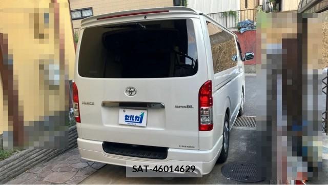 Toyota HIACE VAN 2019-09 8282464-12