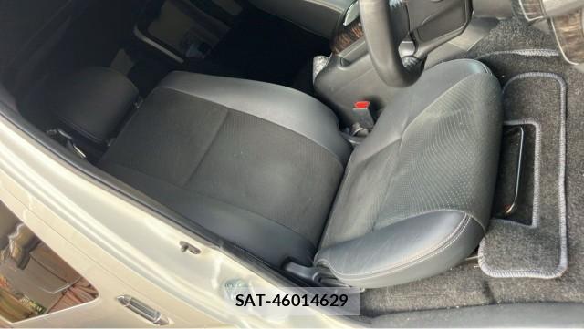 Toyota HIACE VAN 2019-09 8282464-5