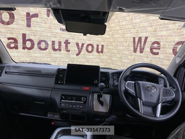 Toyota HIACE VAN 2026-06 8282754-13