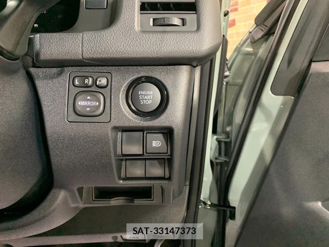 Toyota HIACE VAN 2026-06 8282754-6