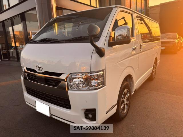 Toyota HIACE VAN 2025-07 8282768-0