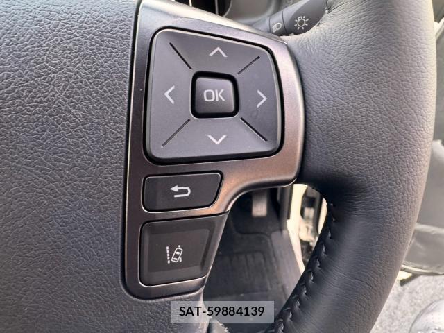 Toyota HIACE VAN 2025-07 8282768-10