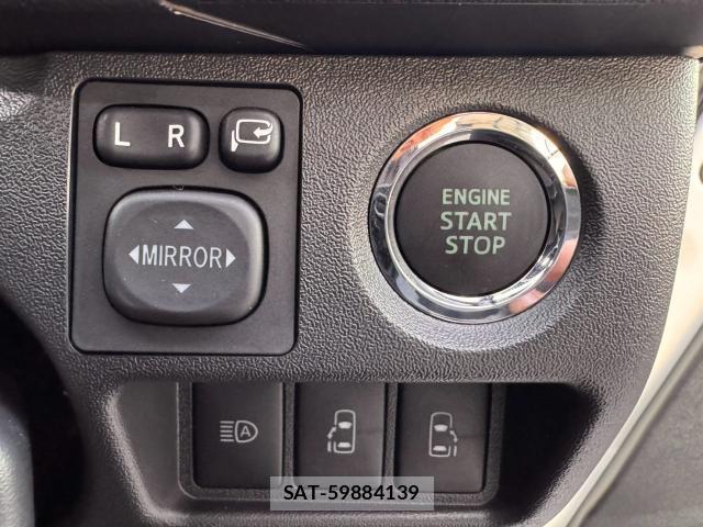Toyota HIACE VAN 2025-07 8282768-7