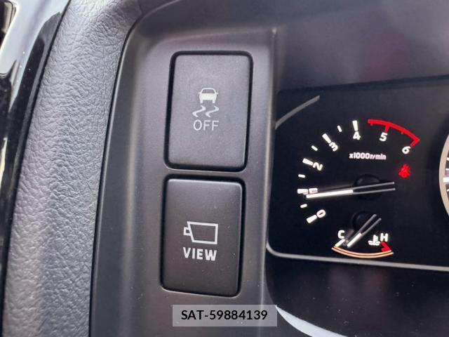 Toyota HIACE VAN 2025-07 8282768-9