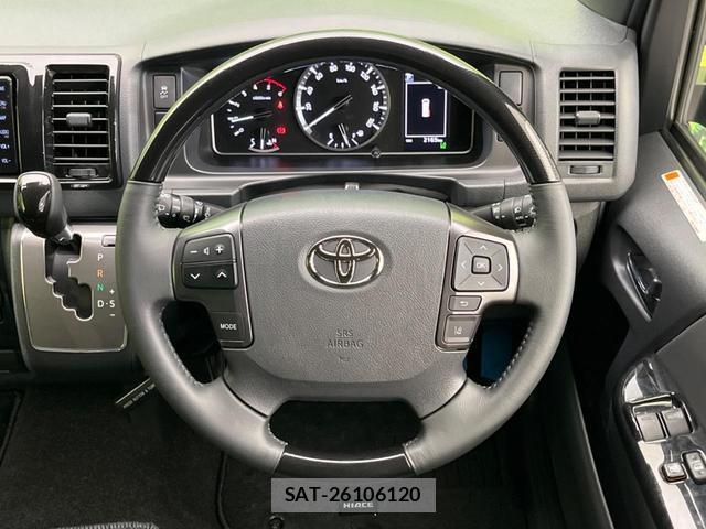 Toyota HIACE VAN 2025-09 8282843-10