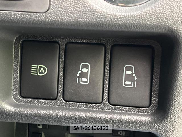 Toyota HIACE VAN 2025-09 8282843-3