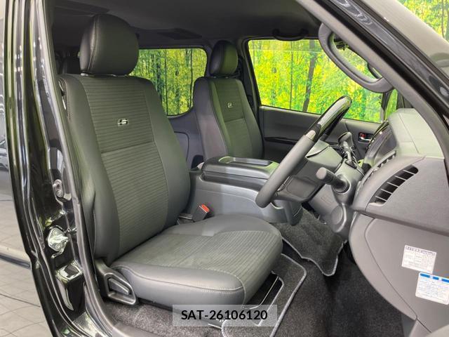 Toyota HIACE VAN 2025-09 8282843-7